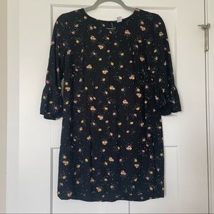 XSP shift dress perfect for transitioning to fall!